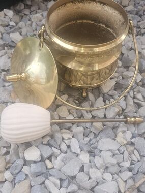 Brass Chamber Pot with Cream Porcelain Handle Toilet Plunger